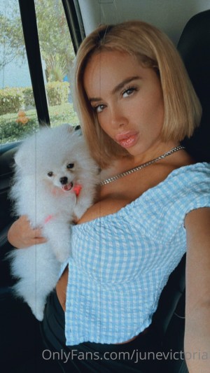 Victoria June Photo #14