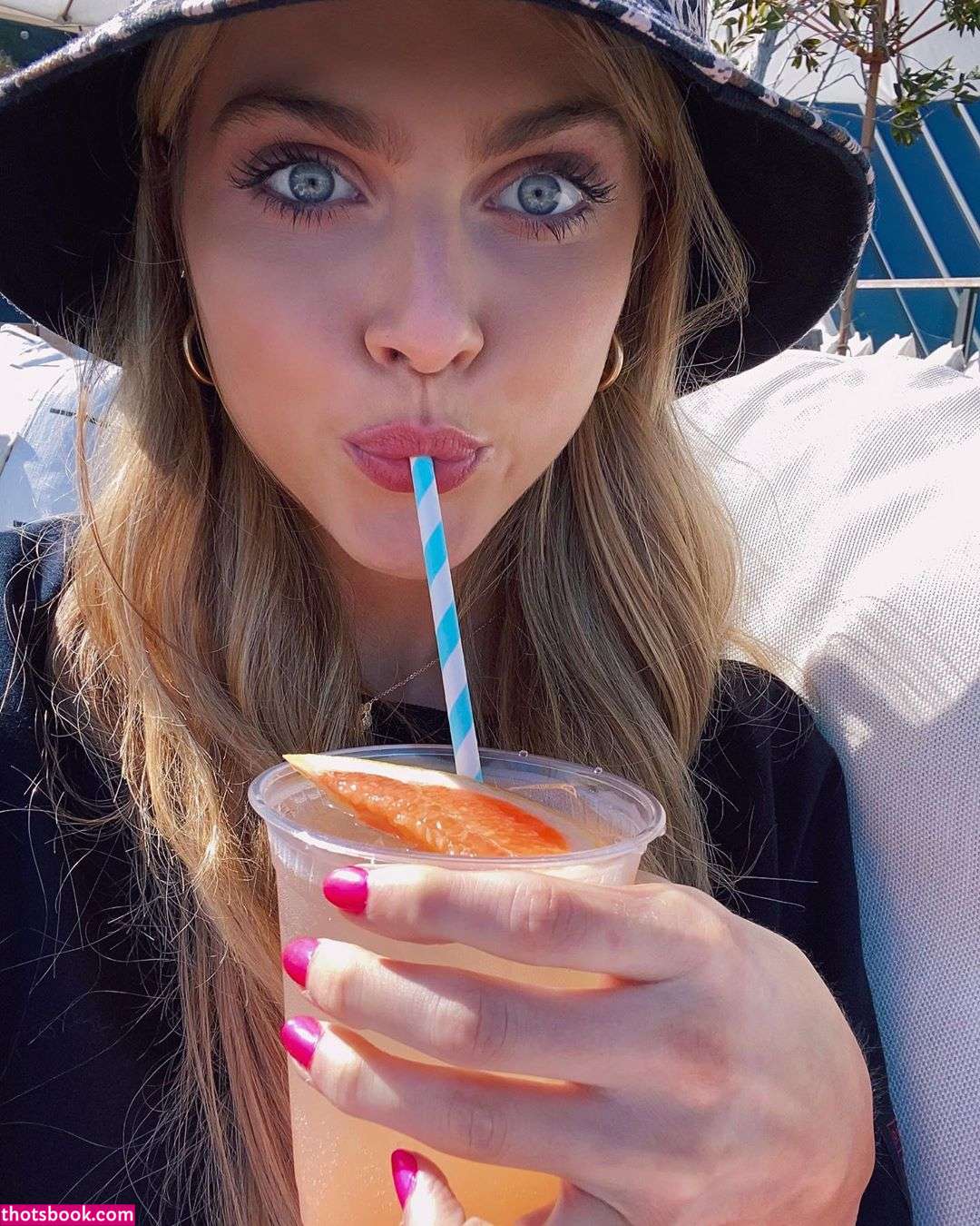 Anne Winters Photo #146