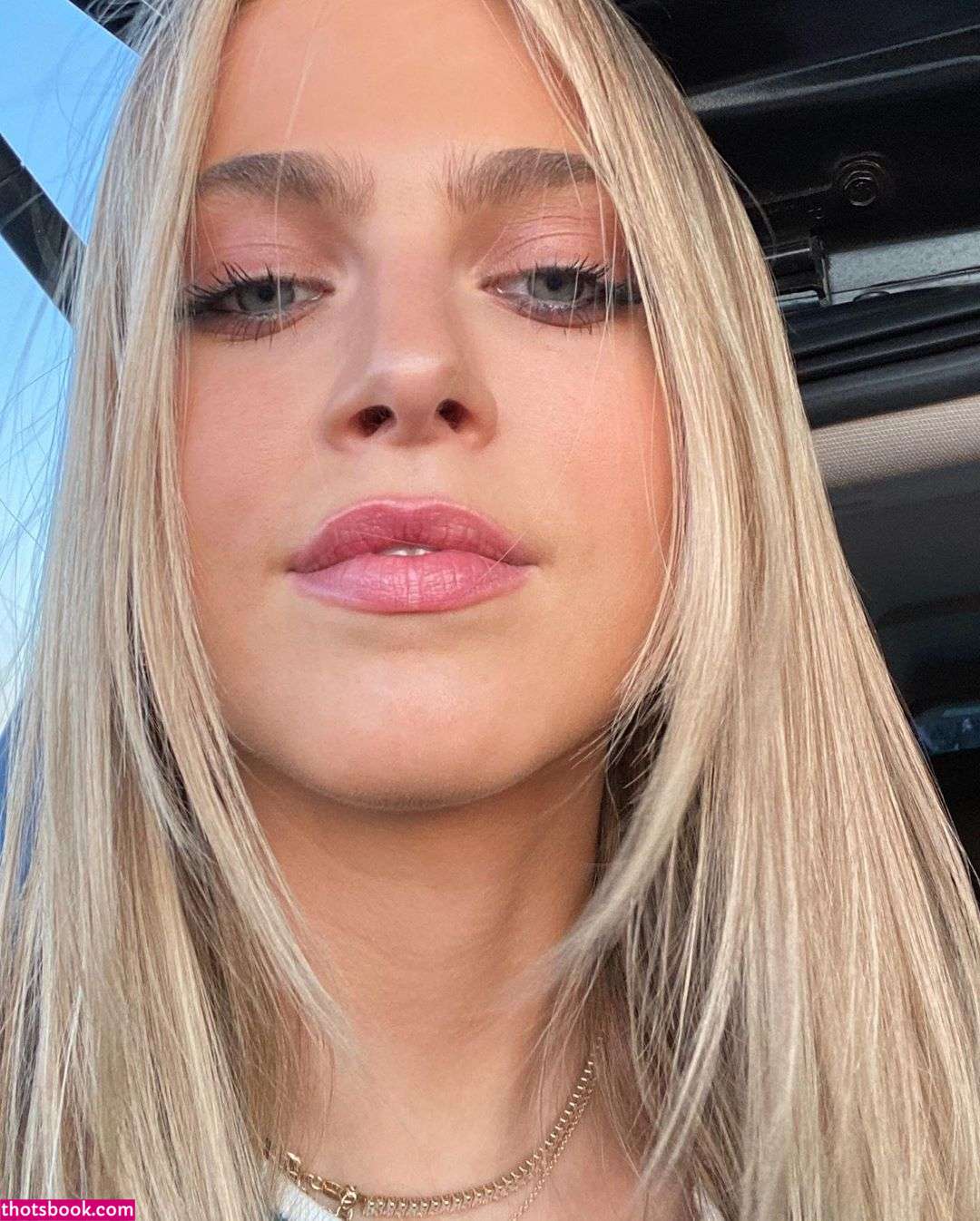 Anne Winters Photo #214