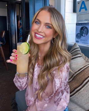 Anne Winters Photo #180