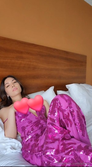Alinity Photo #992