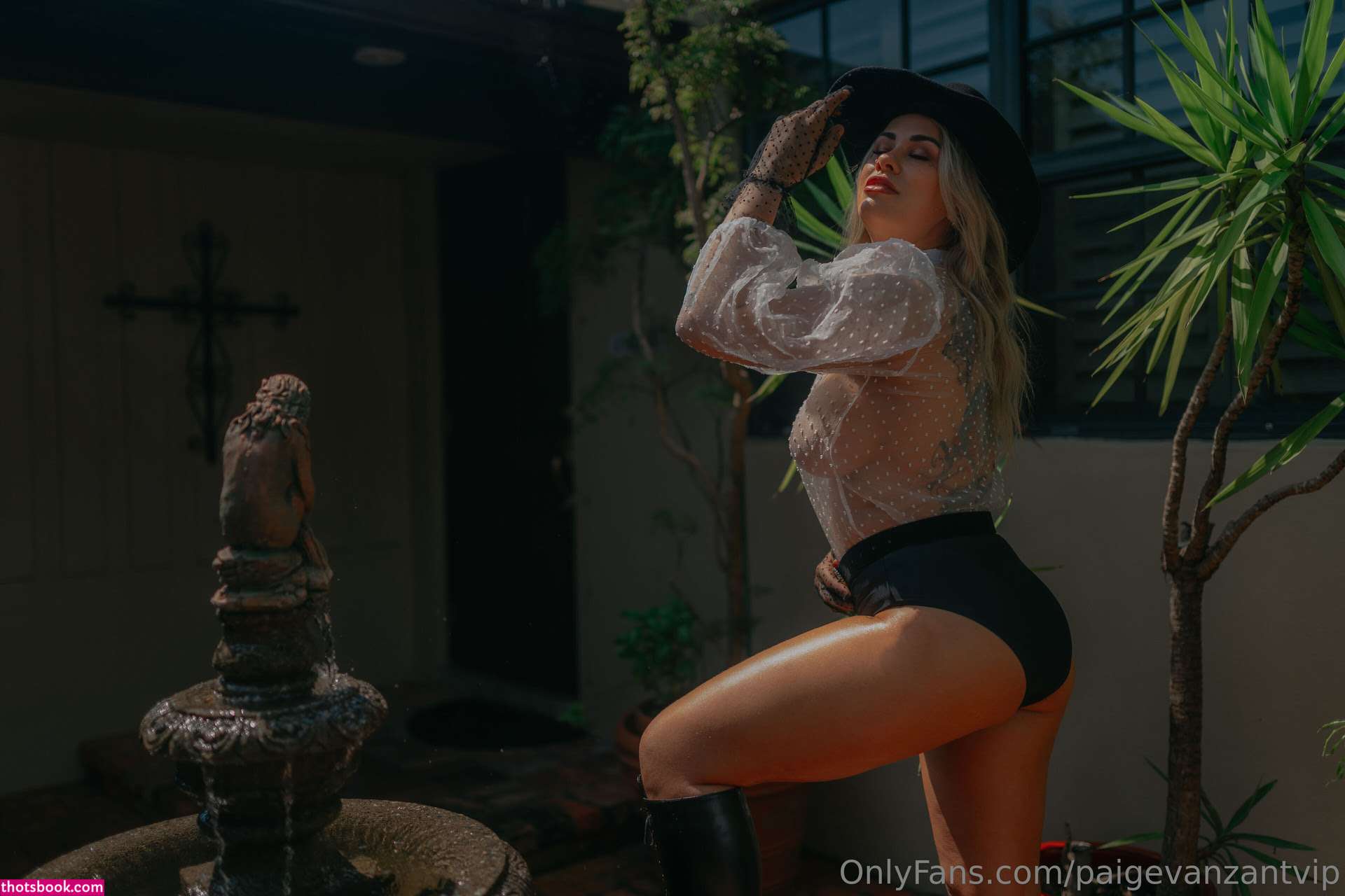 Paige Vanzant Photo #689