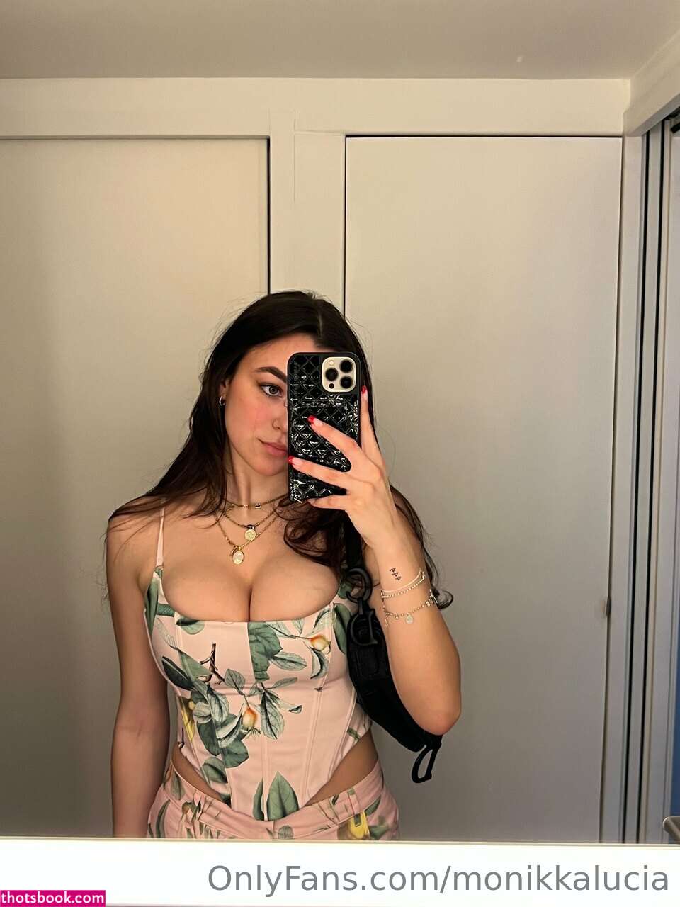 Monika Mancini Photo #55