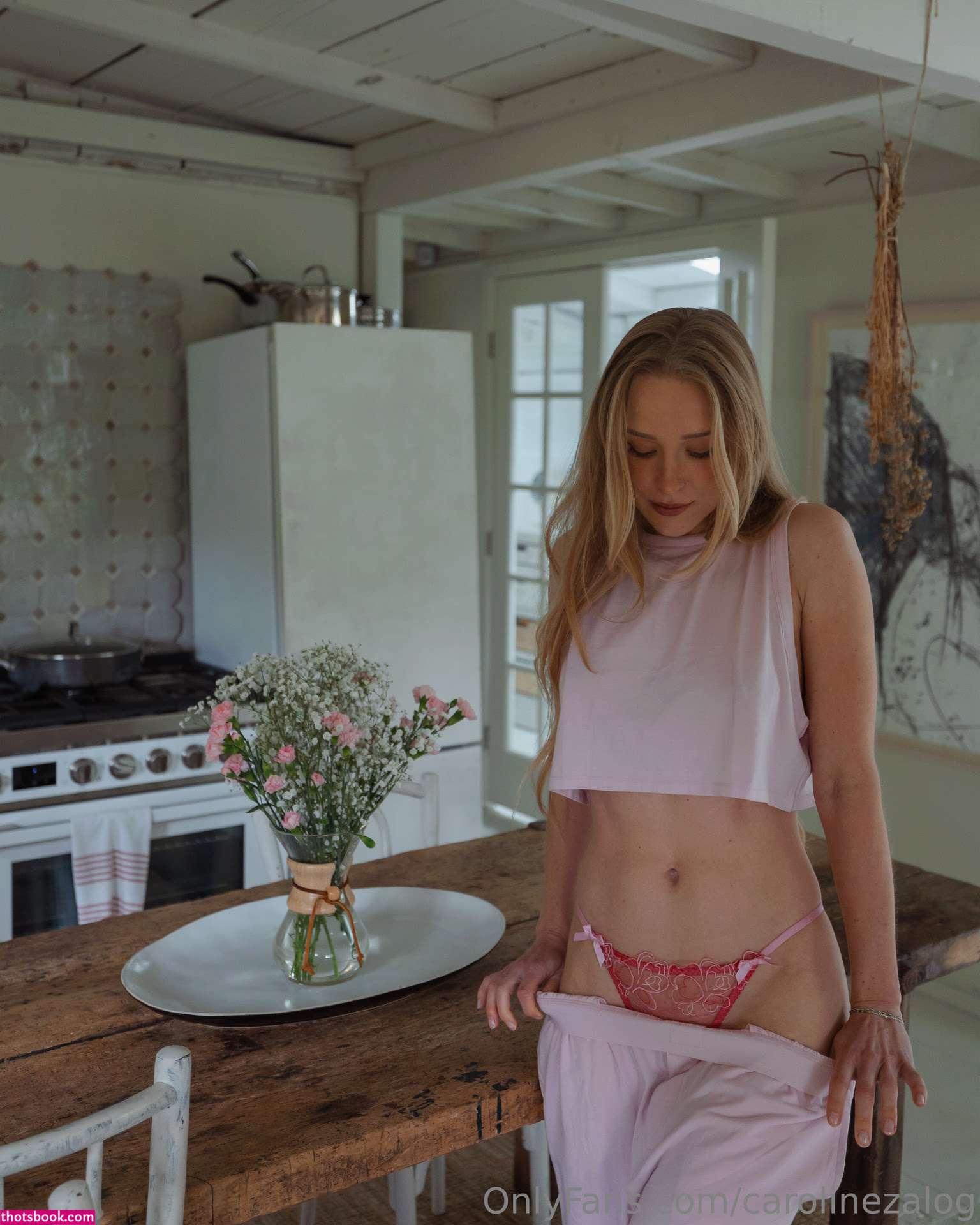 Caroline Zalog Photo #1009