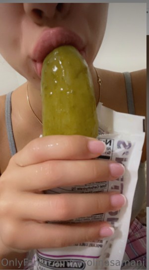 Carolina Samani Photo #275