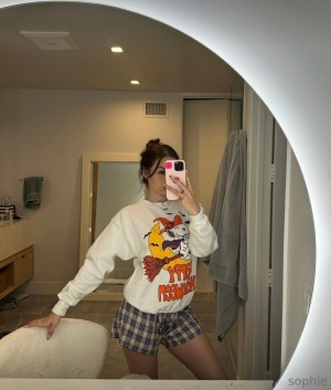 Sophie Mudd Photo #568