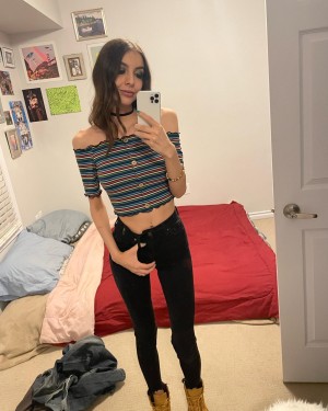 Chloenight Photo #15