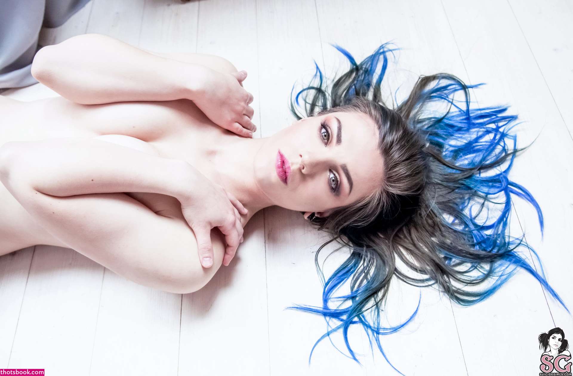 Lovia Suicide Photo #220