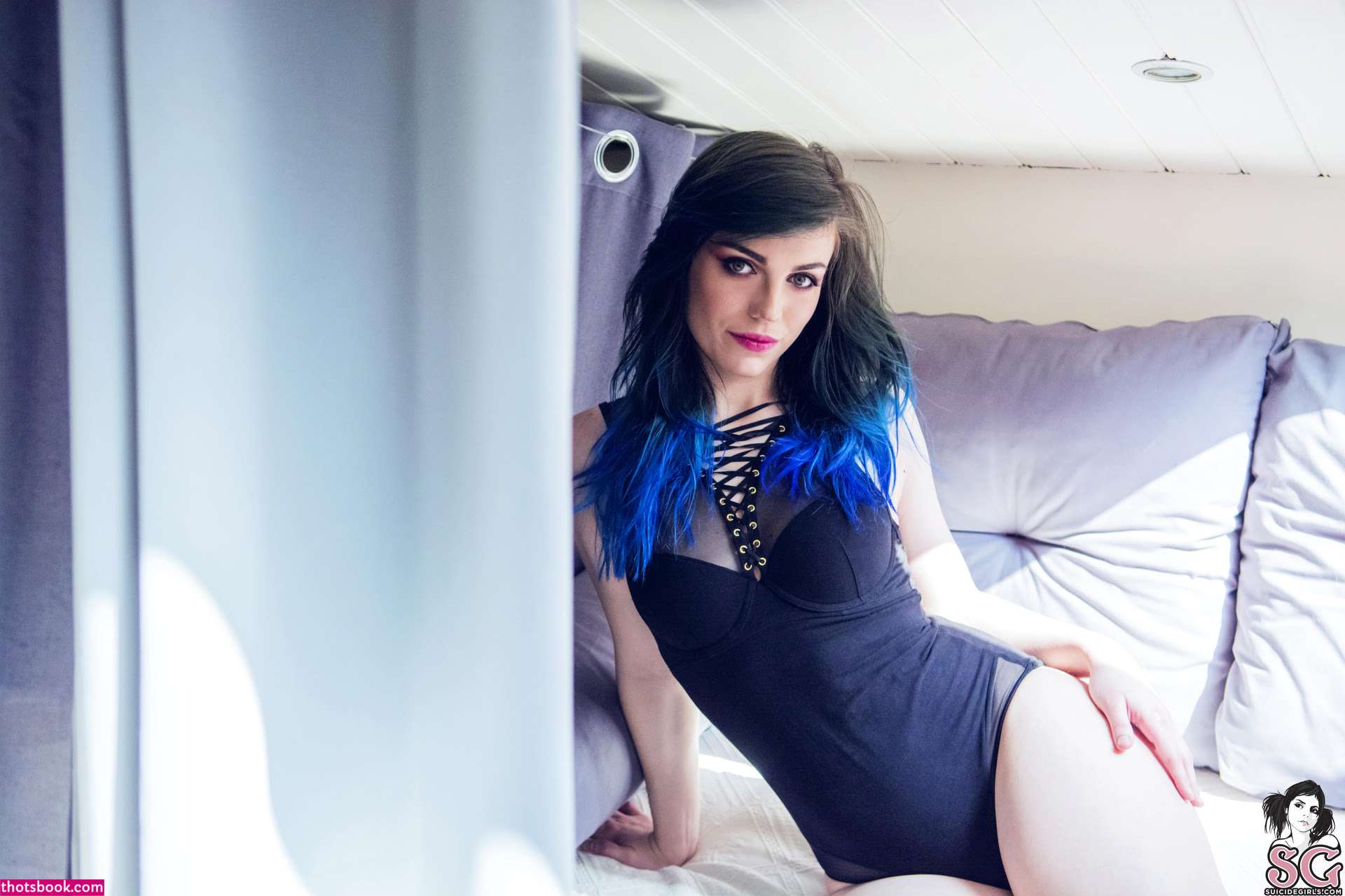 Lovia Suicide Photo #252