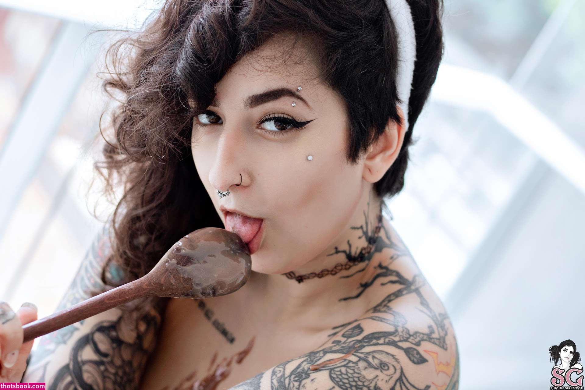 Julha Suicide Photo #35