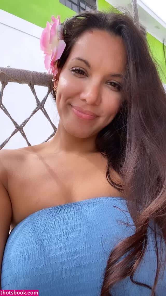 Officialzoeys Photo #14