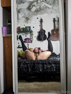 Valerie Wagg Photo #127