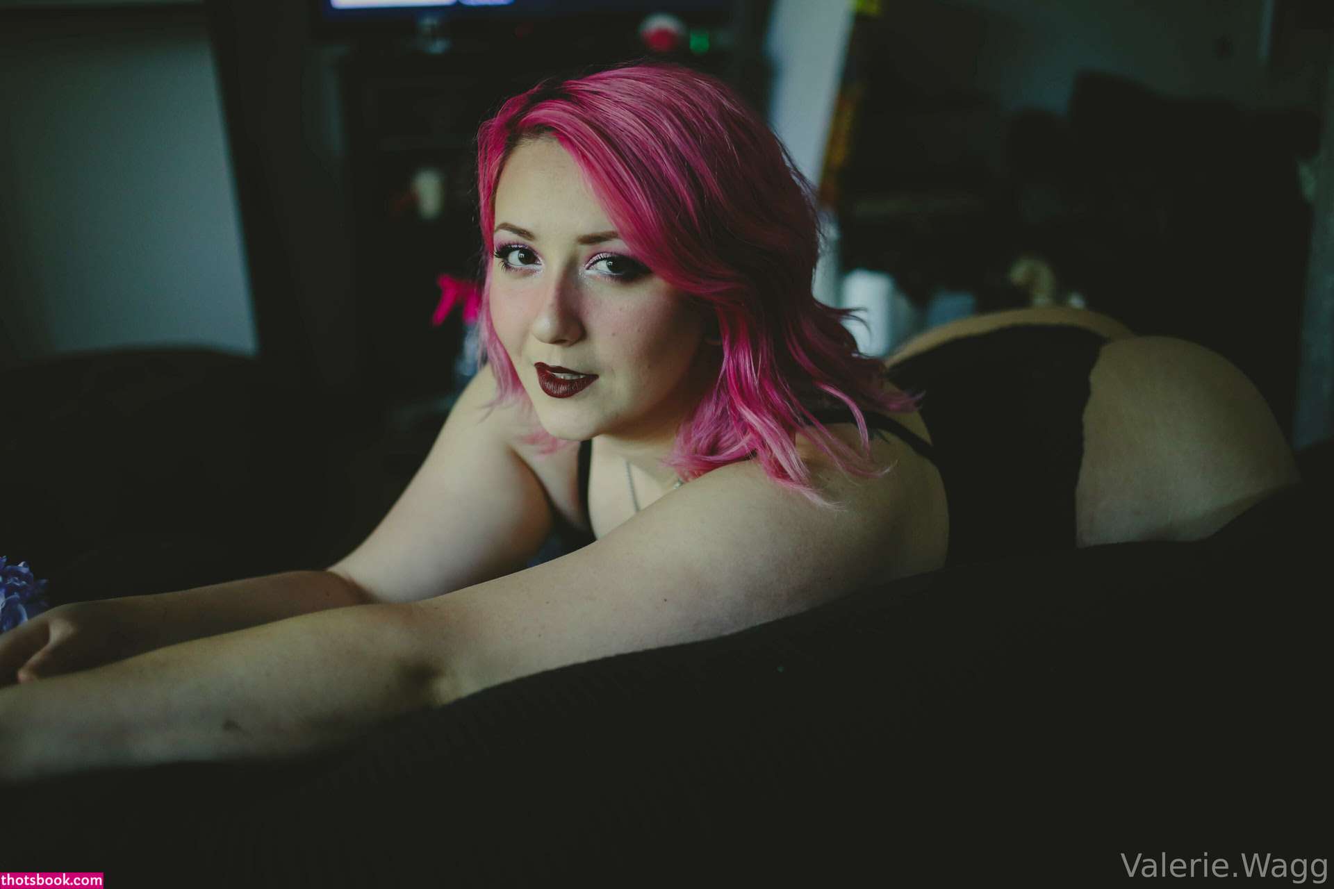 Valerie Wagg Photo #161