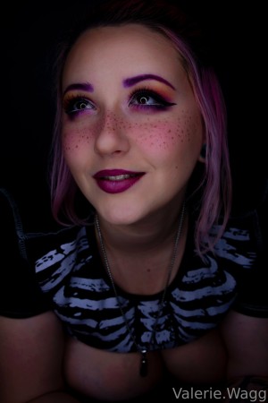 Valerie Wagg Photo #176