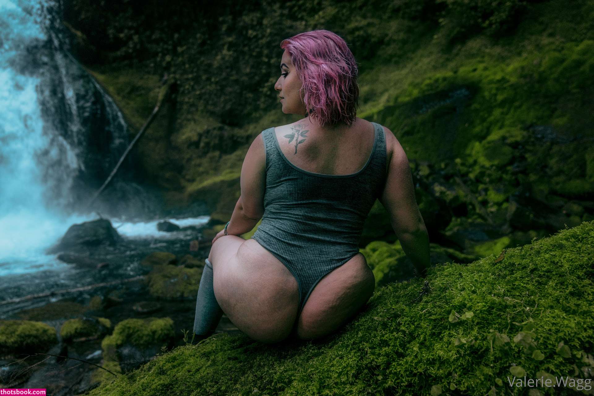 Valerie Wagg Photo #210