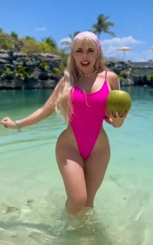 Alemia Rojas Photo #16