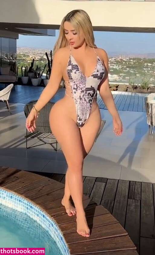 Alemia Rojas Photo #25