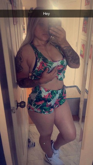 Chelsea Erdman Photo #10