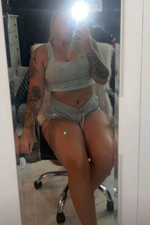 Chelsea Erdman Photo #31