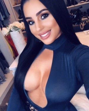 Stephanie Acevedo Photo #30