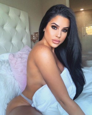 Stephanie Acevedo Photo #39