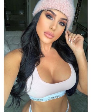 Stephanie Acevedo Photo #40