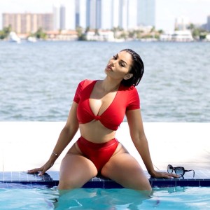 La Reina Shaw Photo #55