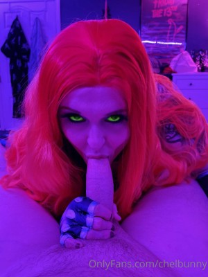 Chelhellbunny Photo #34