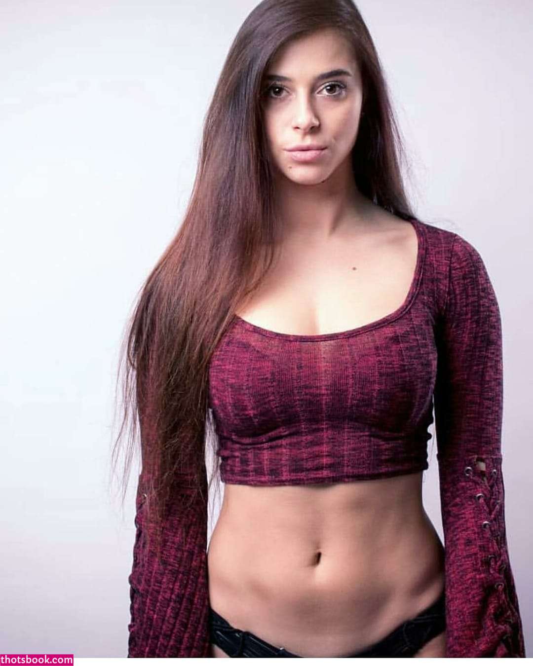 Mirjam Cherie Photo #30