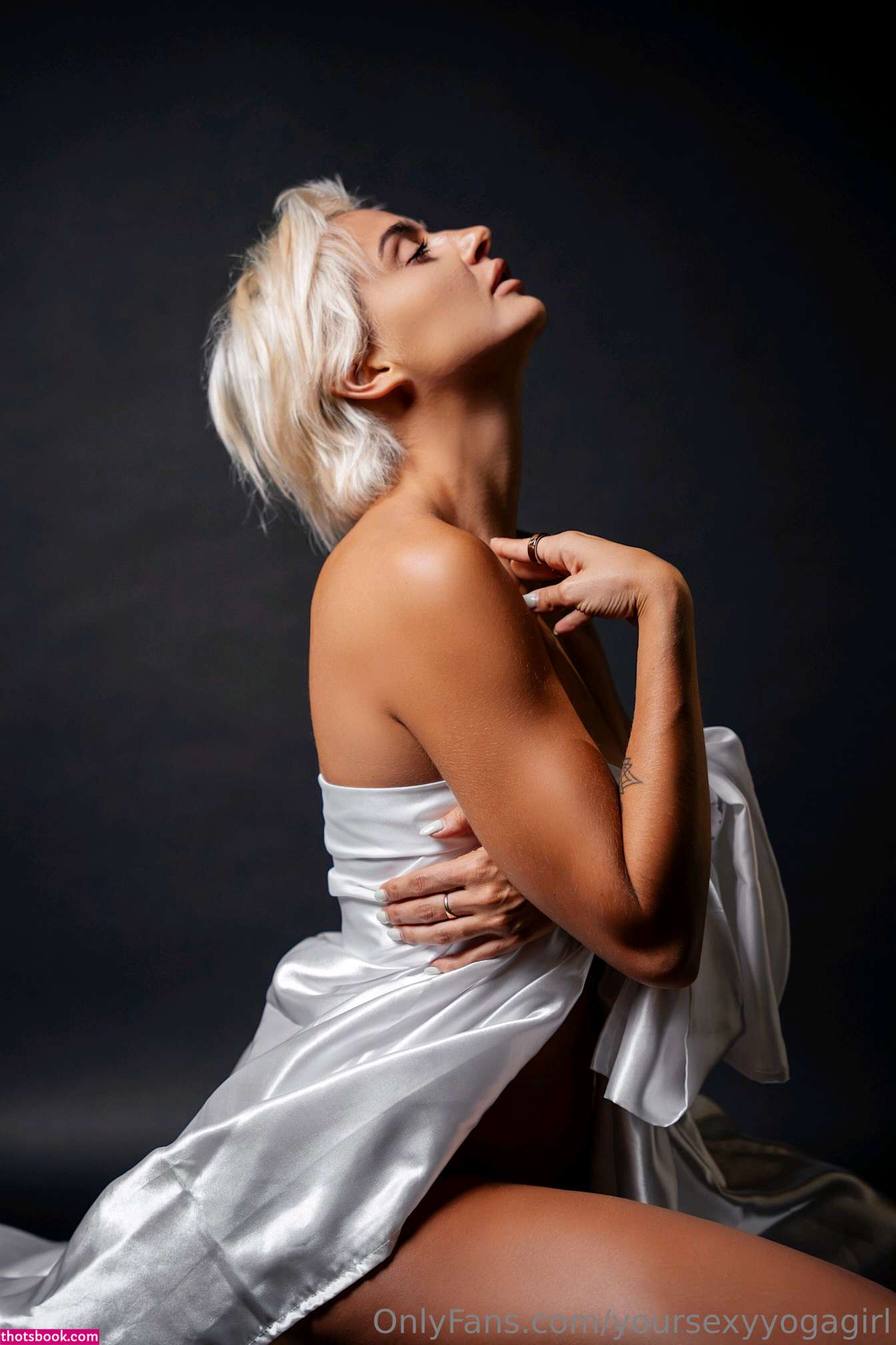 Allie Alina Photo #25