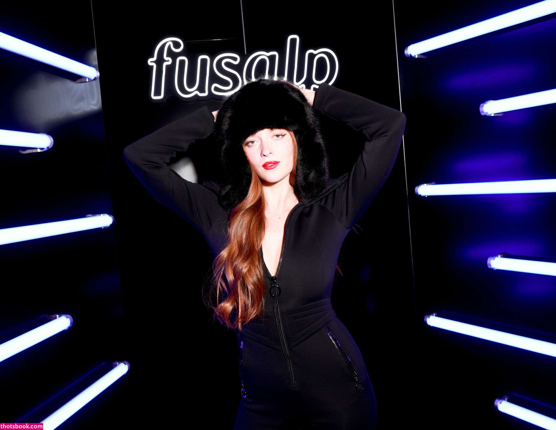 Larsen Thompson Photo #39