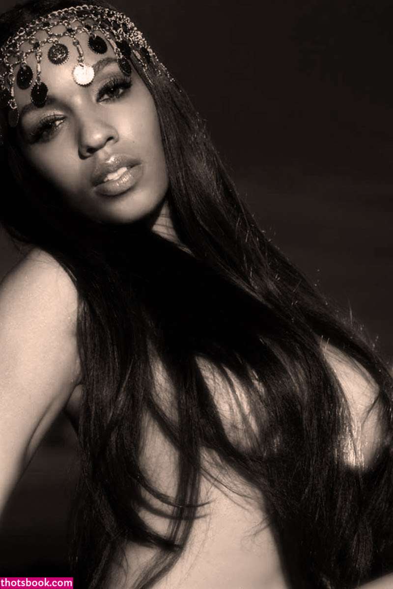 Melyssa Ford Photo #11