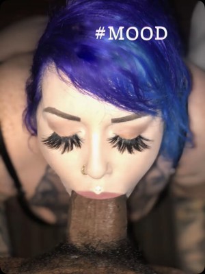 Rachel Luxe Photo #1