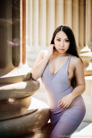Vivian Wong Photo #8