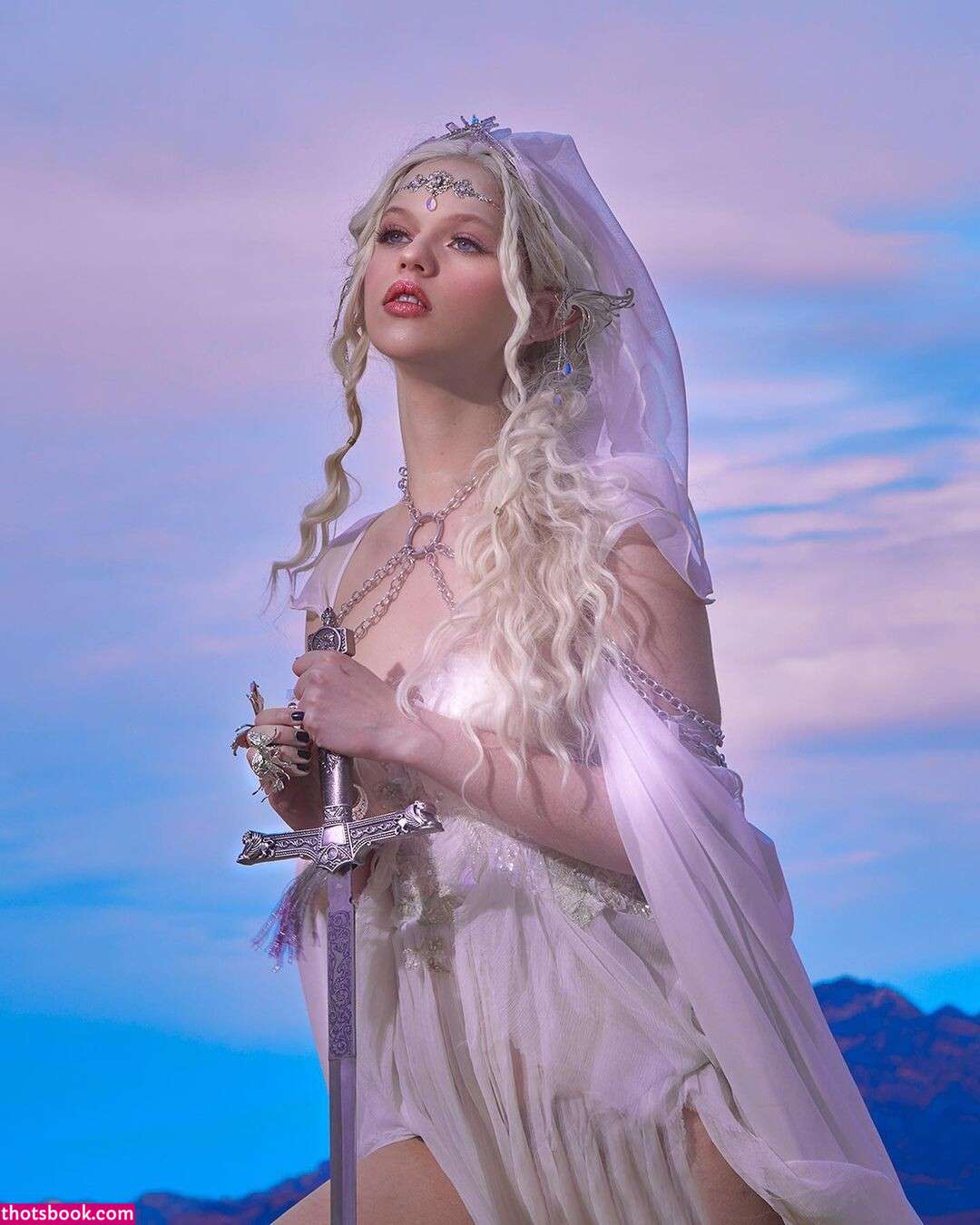 Karla Cuencas Photo #14