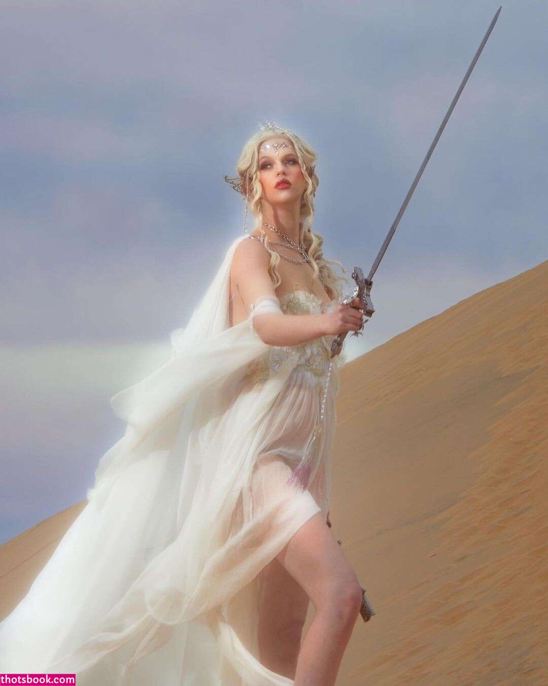 Karla Cuencas Photo #15