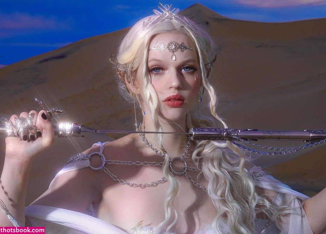 Karla Cuencas Photo #32