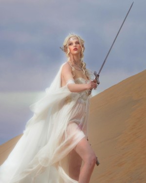 Karla Cuencas Photo #15