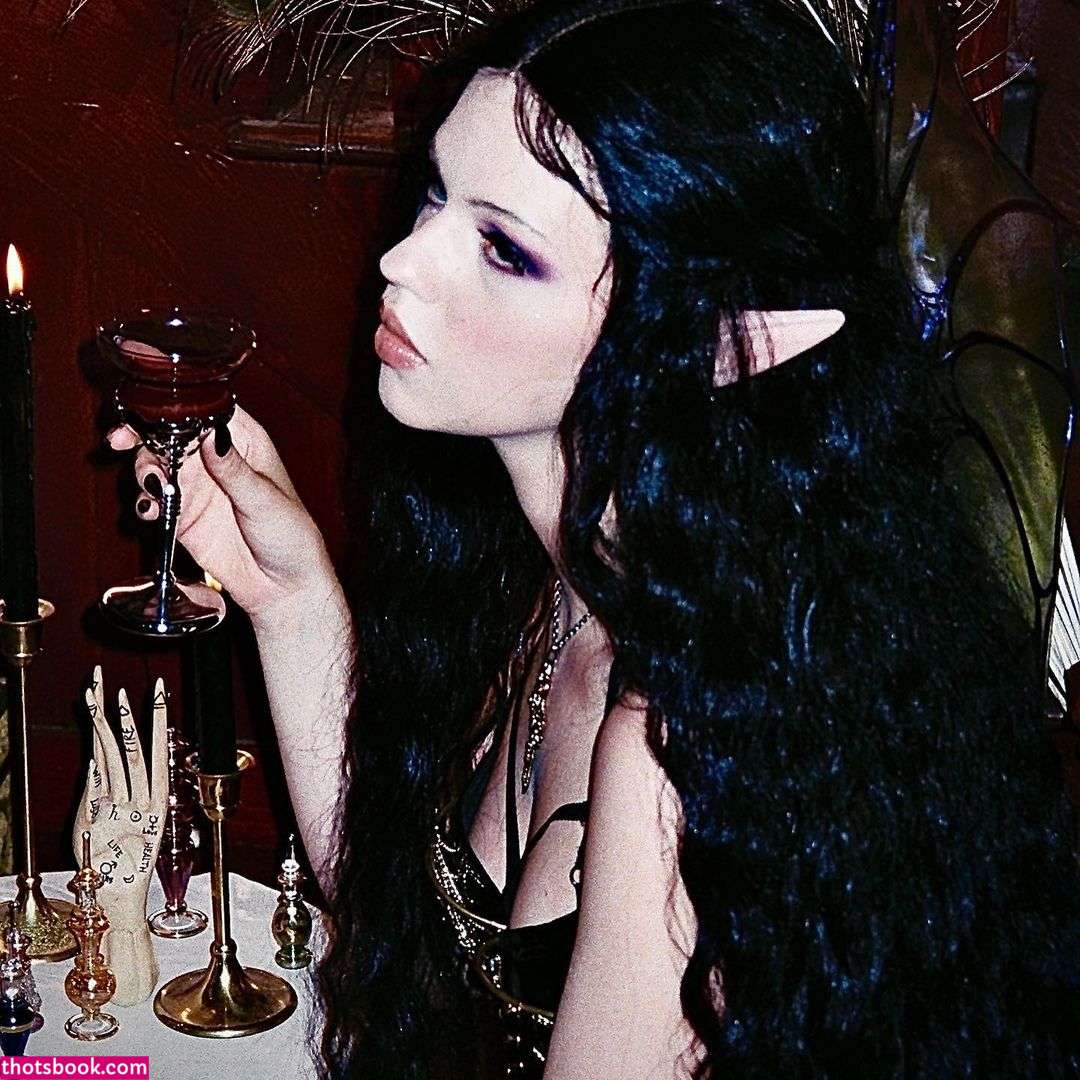 Karla Cuencas Photo #70