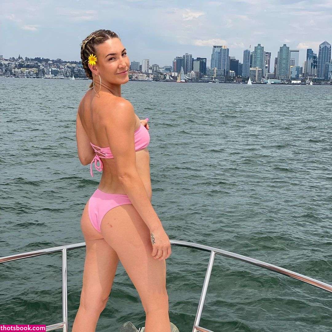 Mikaela Mayer Photo #6