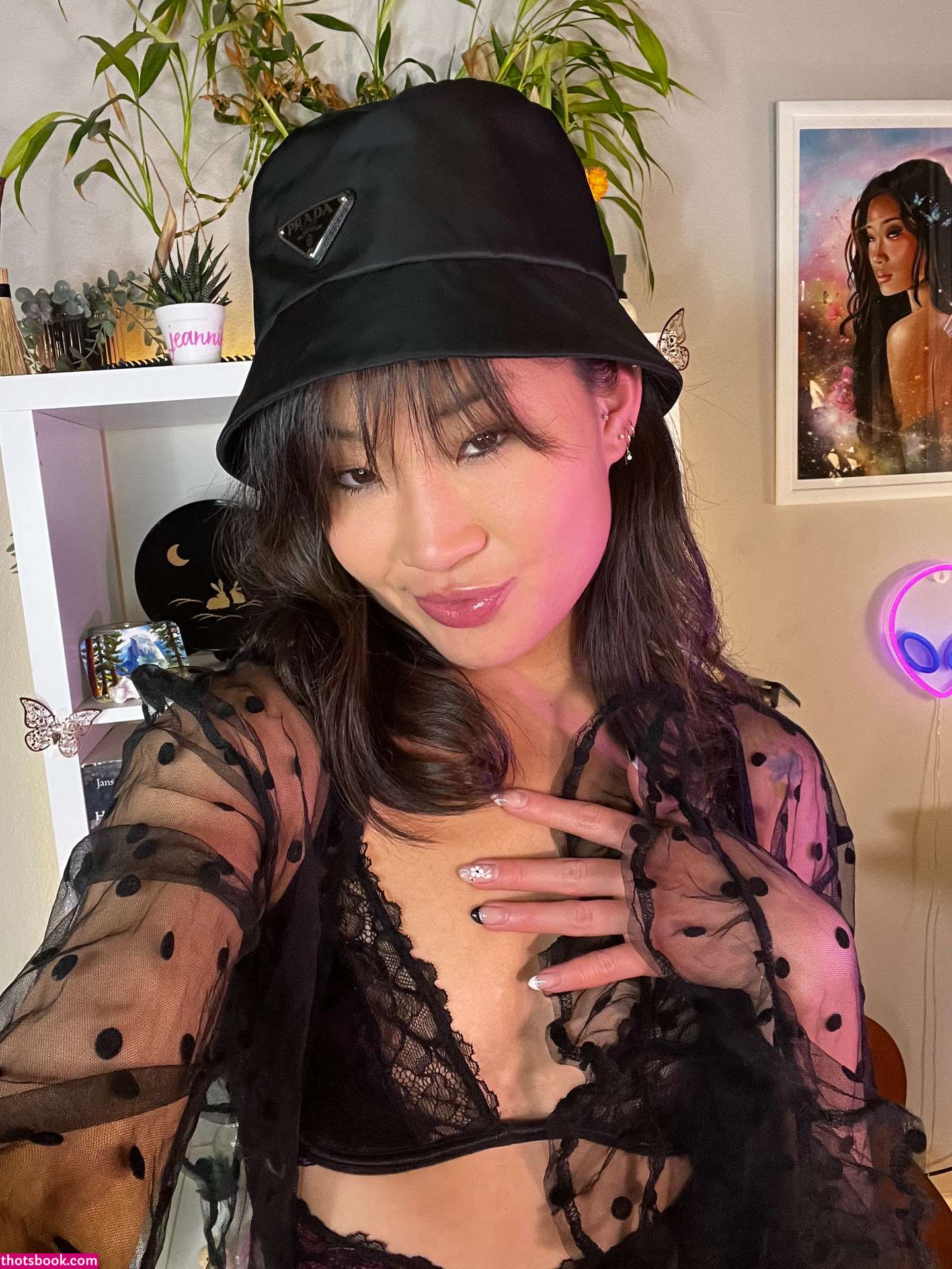 Jeannie Elise Mai Photo #96