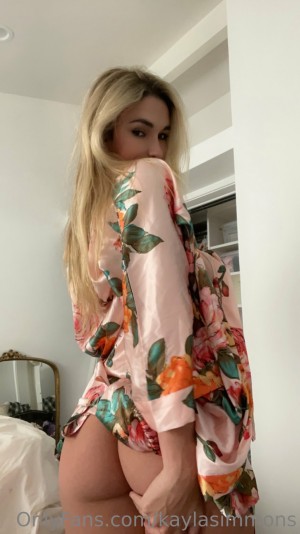 Kayla Simmons Post #37