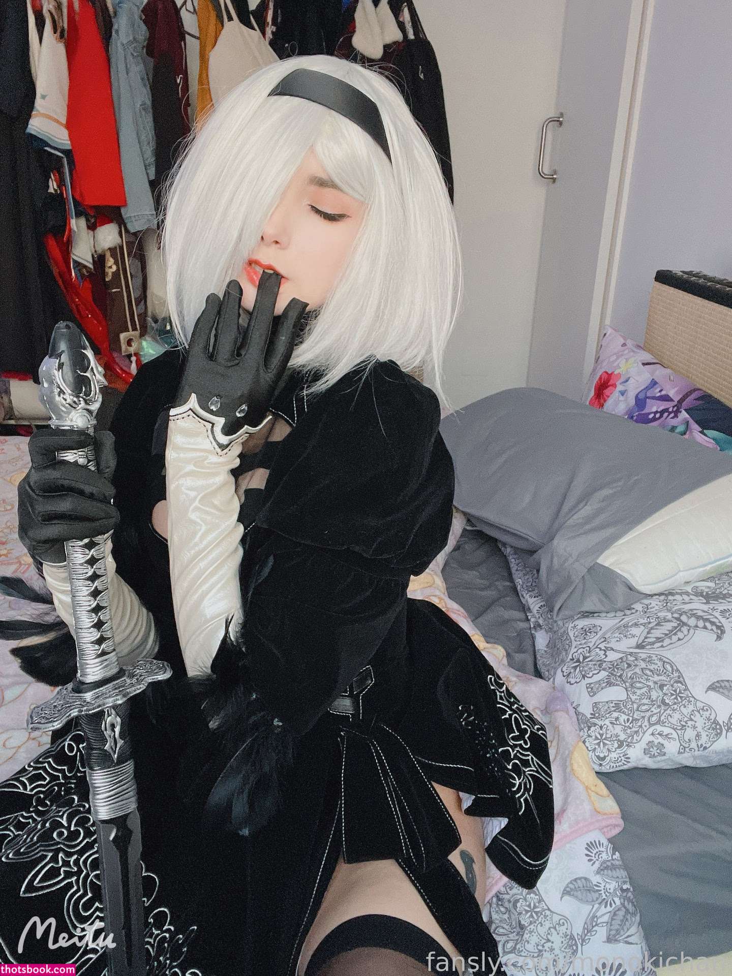 Monokichan Photo #137