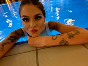 Sashenka Alexander Photo #1