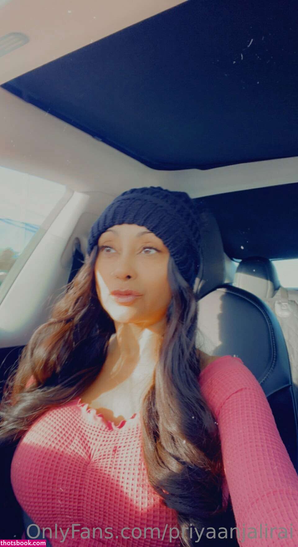 Priya Anjali Rai Photo #200