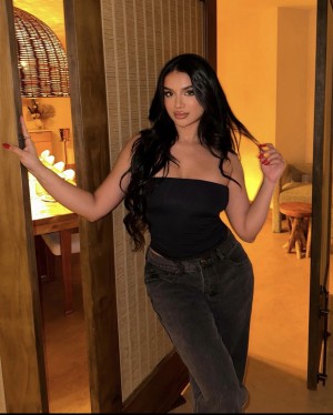 Alishbasheikh Photo #17