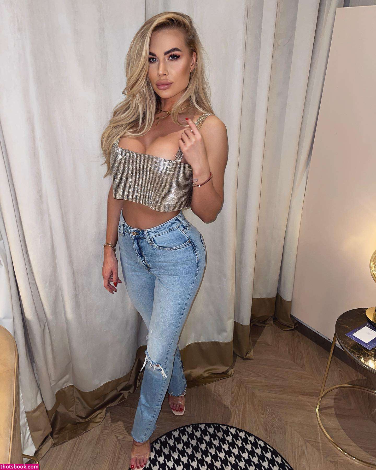 Noele Natalia Photo #65