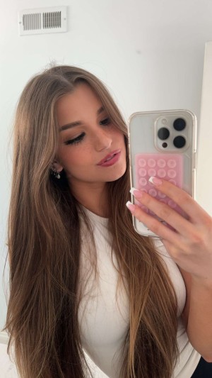 Brooke Monk Photo #294