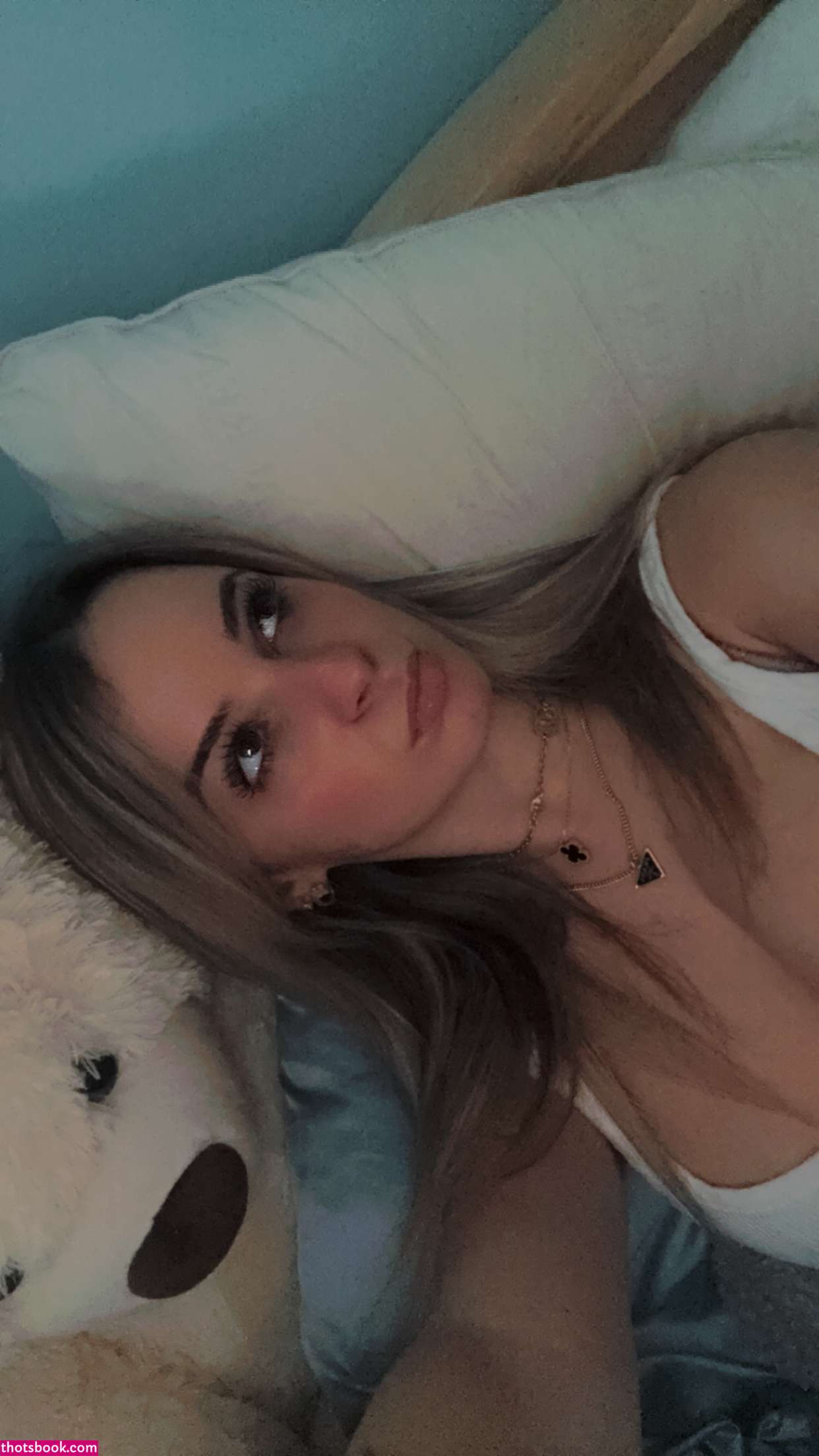 Kaitlyn Krems Photo #150