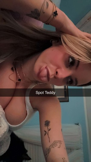 Kaitlyn Krems Photo #157